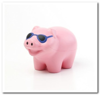 MAF-048 Pig w / Sunglasses